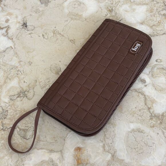 LUG Tango Zippered Nylon Travel Wallet Organizer Unisex Brown - Picture 1 of 12